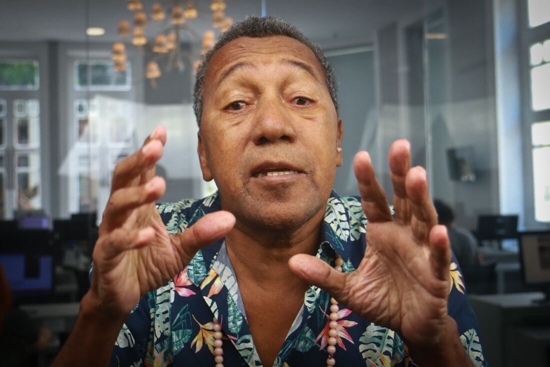 imagem do Morre, aos 61 anos, cronista e poeta Miró da Muribeca